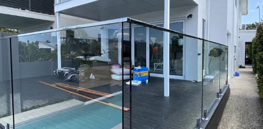 Frameless Pool Fence Image